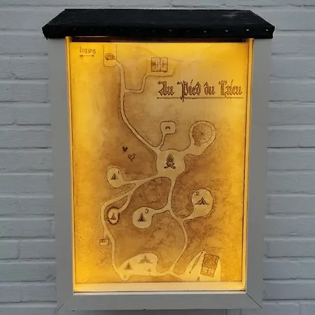 Au Pied Du Trieu Tente de luxe Labroye