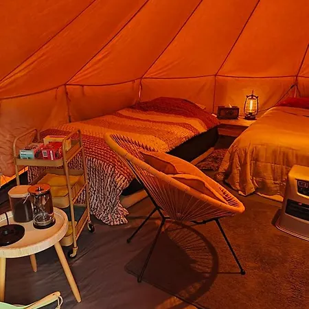 Luxury tent Au Pied Du Trieu, The Glamping Experience