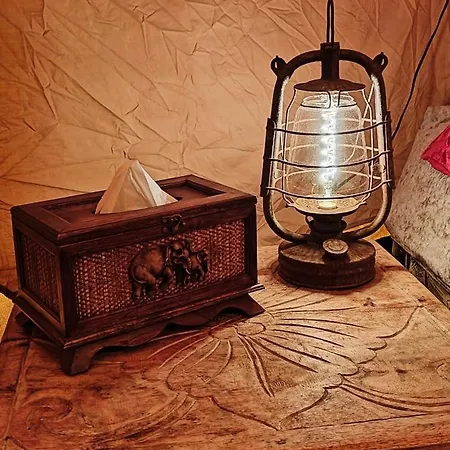 Au Pied Du Trieu, The Glamping Experience Campo de lujo *
