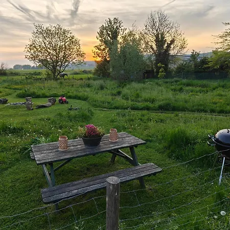 Au Pied Du Trieu, The Glamping Experience *